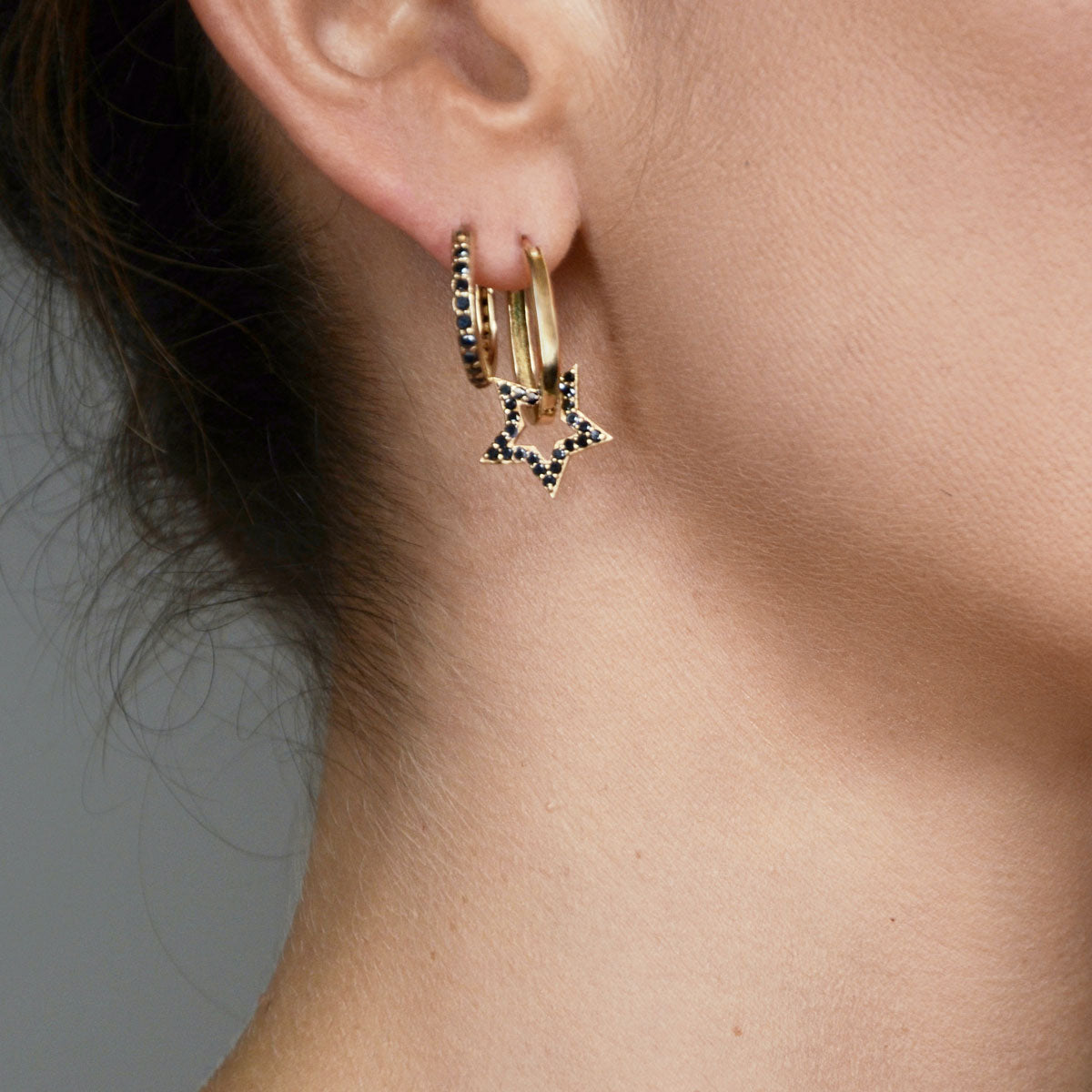 MEDIUM STAR CHARM | BLACK DIAMOND