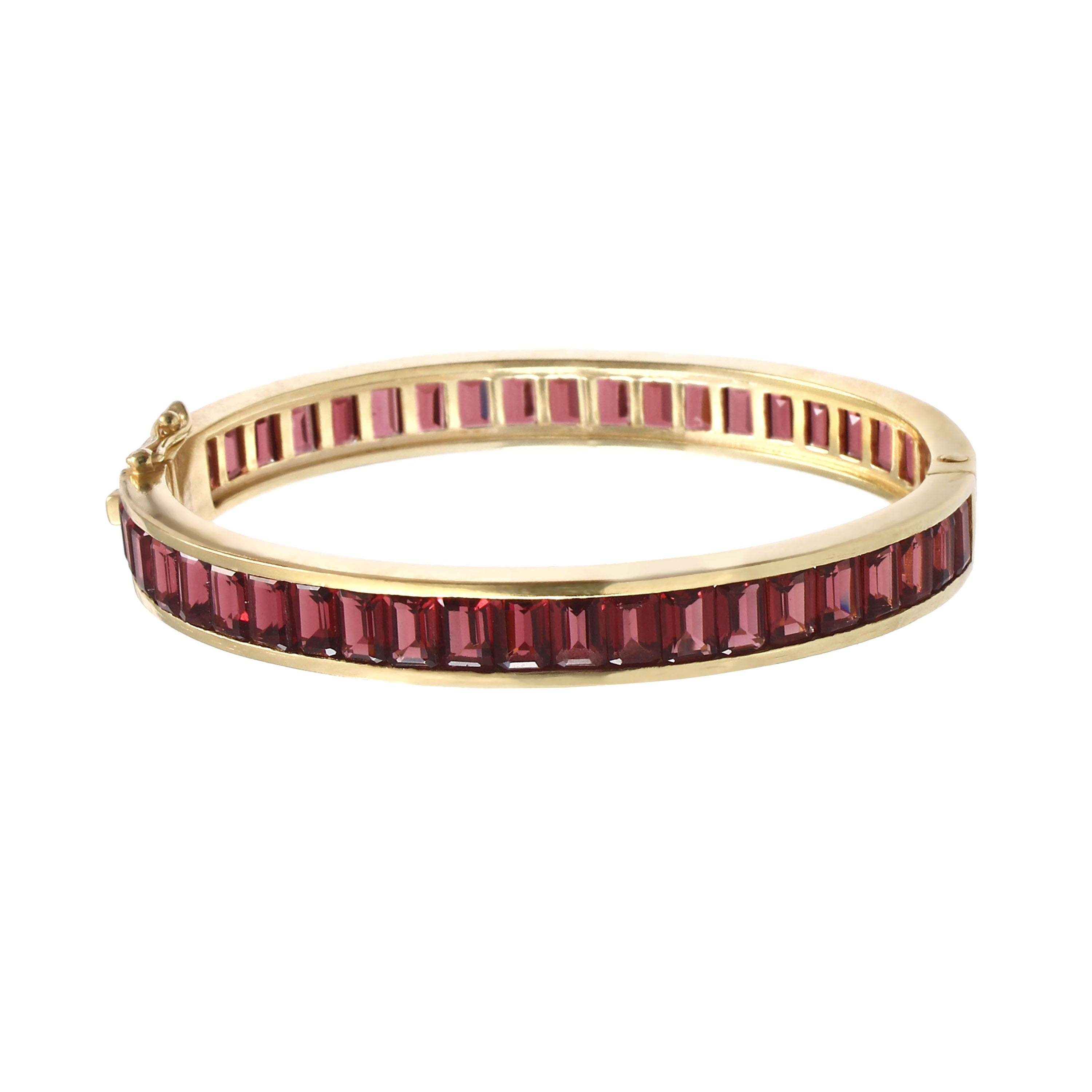 Grand Deco Rhodolite Bangle